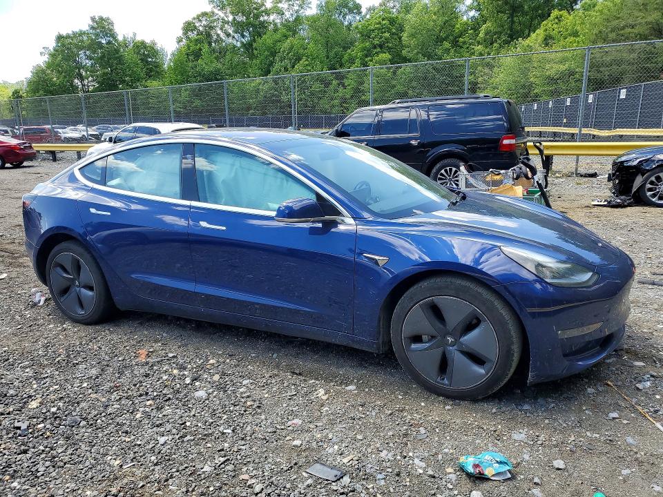52803326 :رقم المزاد ، 5YJ3E1EB8JF114961 vin ، 2018 Tesla Model 3 مزاد بيع