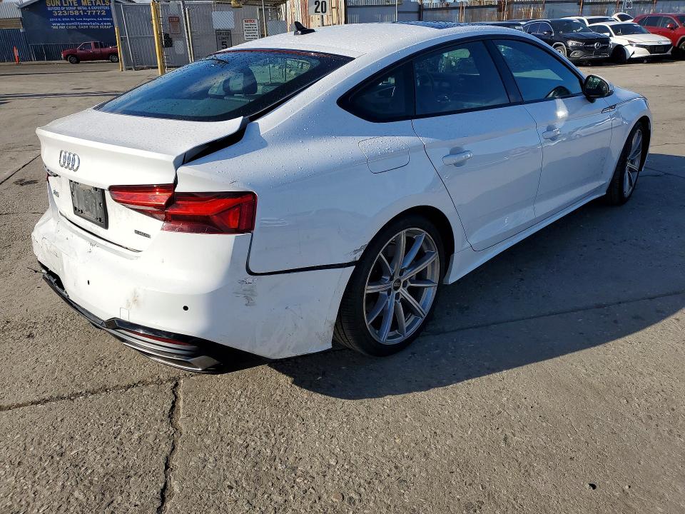 2025 Audi A5 მანქანა იყიდება აუქციონზე, vin: WAUDACF53SA005335, აუქციონის ნომერი: 52588556