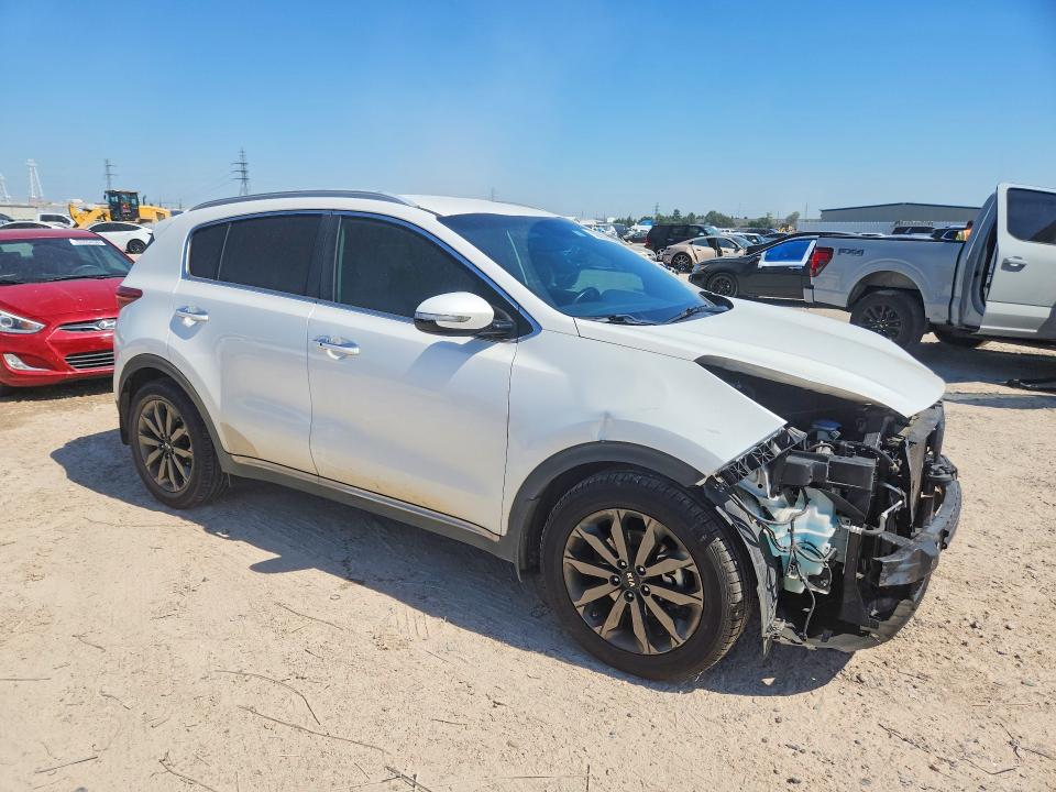 53529756 :رقم المزاد ، KNDPN3ACXJ7466960 vin ، 2018 Kia Sportage مزاد بيع