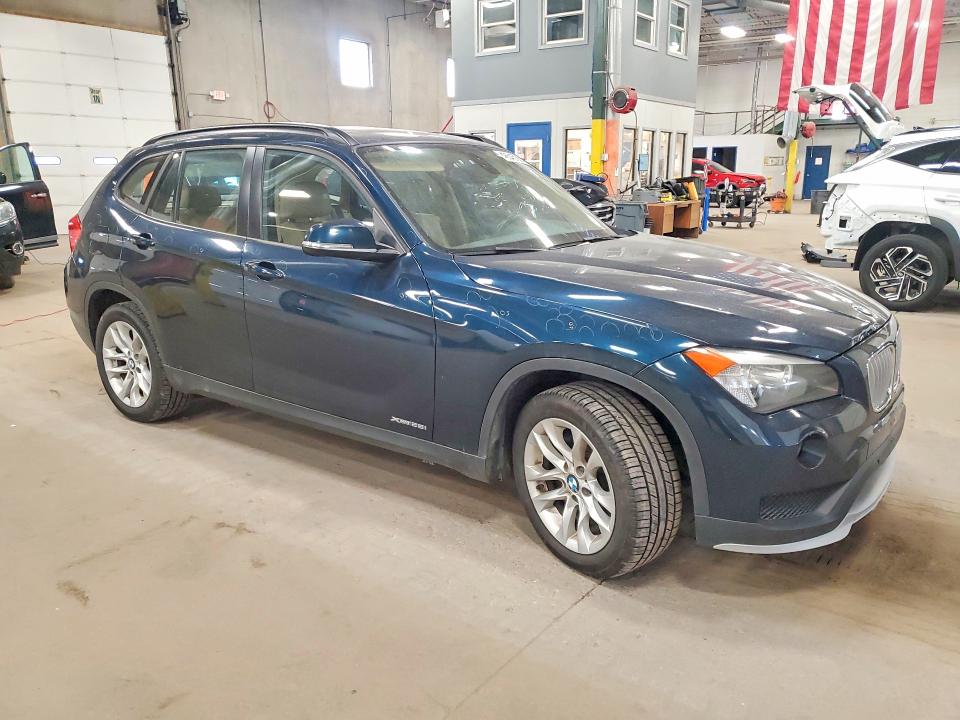 48546786 :رقم المزاد ، WBAVL1C5XFVY32237 vin ، 2015 Bmw X1 مزاد بيع