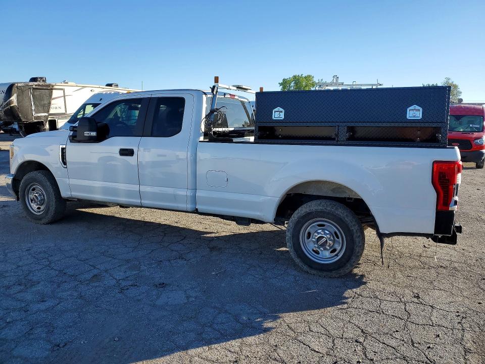 52043106 :رقم المزاد ، 1FT7X2A60KEE10067 vin ، 2019 Ford F250 مزاد بيع