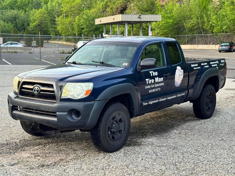 2008 Toyota Tacoma მანქანა იყიდება აუქციონზე, vin: 5TEUX42N18Z583364, აუქციონის ნომერი: 55361226