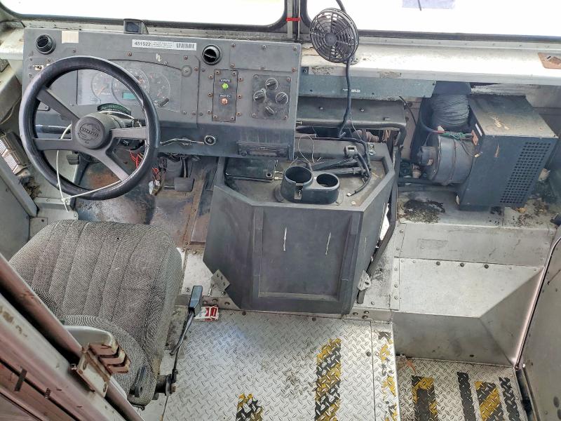 50566696 :رقم المزاد ، 5B4KP42U743389452 vin ، 2004 Workhorse P42 مزاد بيع