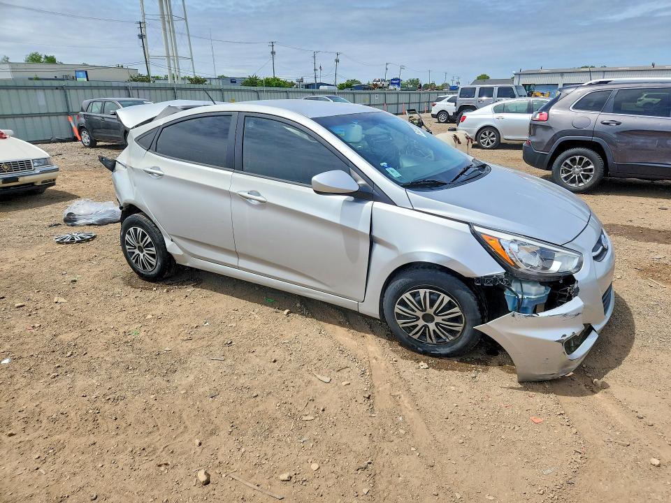 2015 Hyundai Accent მანქანა იყიდება აუქციონზე, vin: KMHCT4AE4FU799686, აუქციონის ნომერი: 54791816