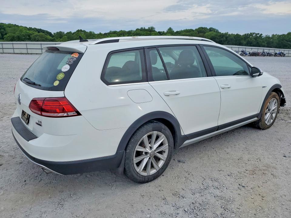 52502766 :رقم المزاد ، 3VWH17AU9JM753189 vin ، 2018 Volkswagen Golf Alltrack مزاد بيع