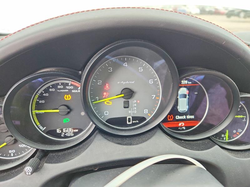 50888216 :رقم المزاد ، WP1AE2A2XGLA18224 vin ، 2016 Porsche Cayenne مزاد بيع