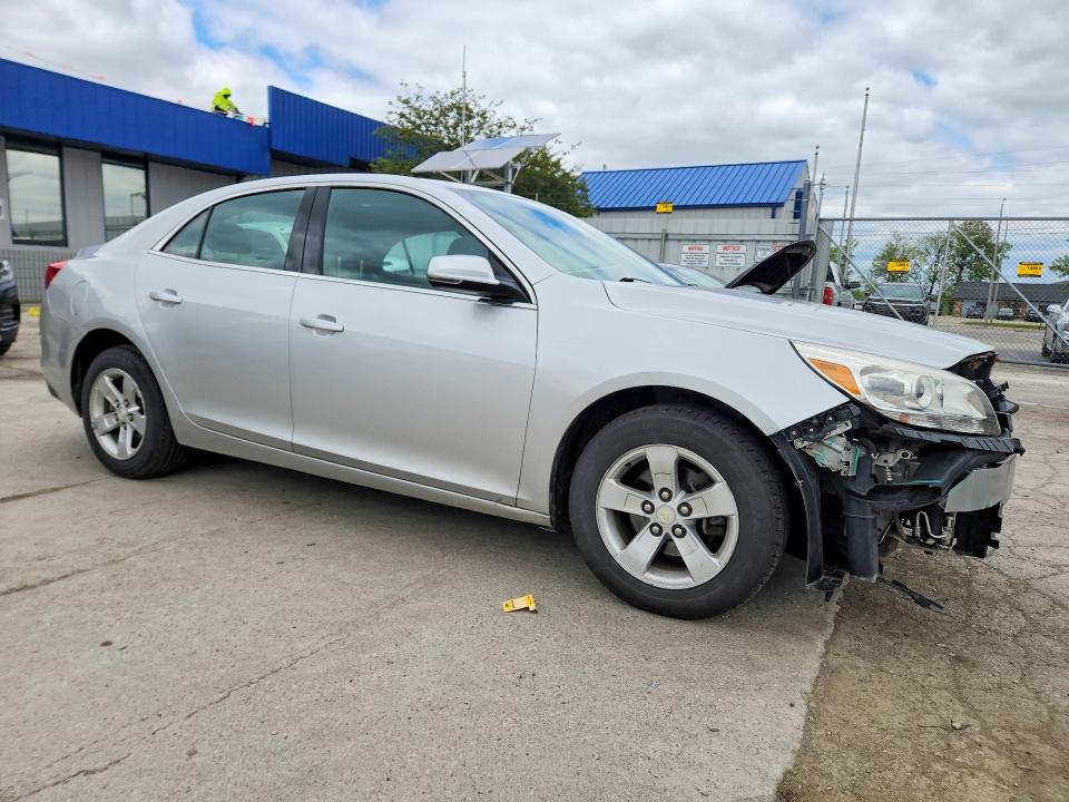 53560576 :رقم المزاد ، 1G11C5SLXFU111228 vin ، 2015 Chevrolet Malibu مزاد بيع