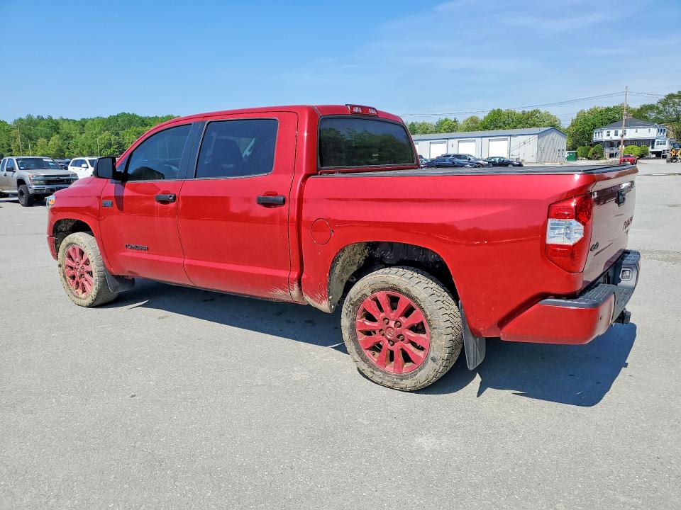 54411176 :رقم المزاد ، 5TFHY5F11JX739475 vin ، 2018 Toyota Tundra مزاد بيع