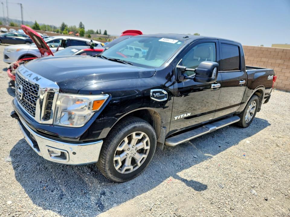 54684176 :رقم المزاد ، 1N6AA1E54HN557968 vin ، 2017 Nissan Titan مزاد بيع