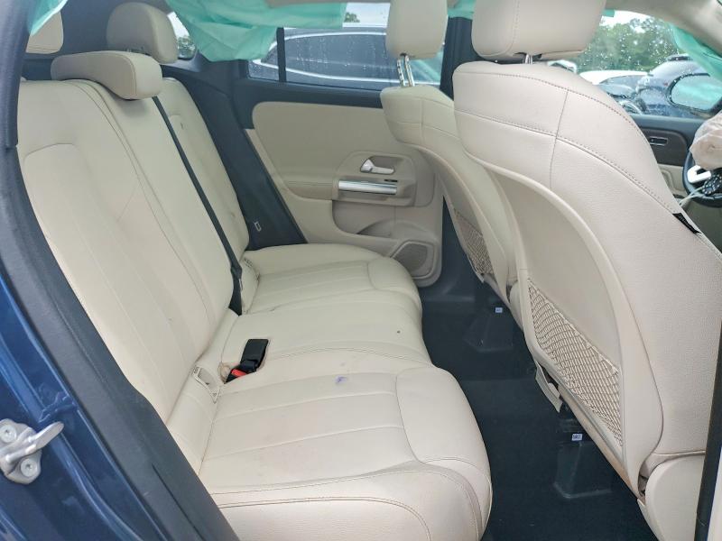 2021 Mercedes-benz Gla მანქანა იყიდება აუქციონზე, vin: W1N4N4GB4MJ153880, აუქციონის ნომერი: 50998876