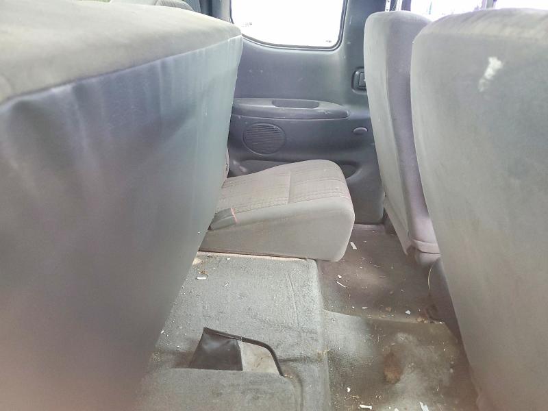 Aukcja sprzedaży 2004 Toyota Tundra, vin: 5TBRT341X4S448325, numer aukcji: 52673376