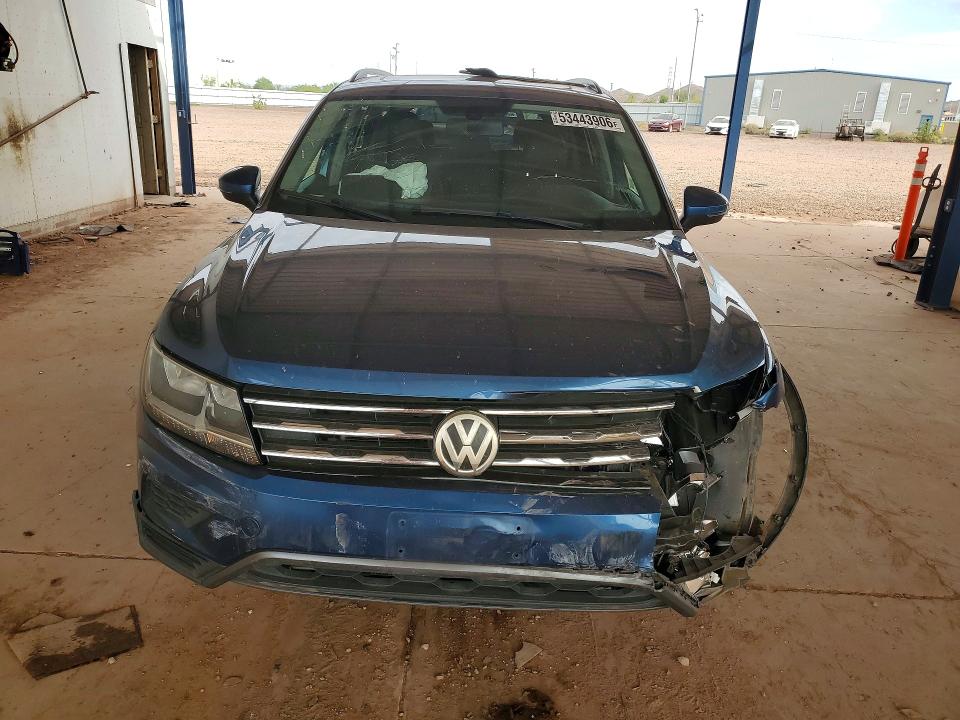 Продажа на аукционе авто 2019 Volkswagen Tiguan, vin: 3VV2B7AXXKM181763, номер лота: 53443906