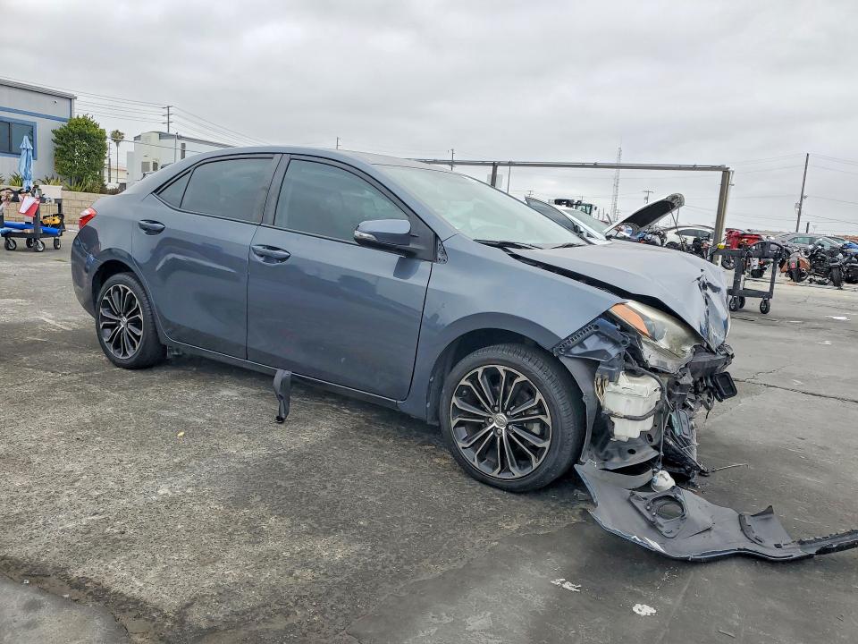 54728286 :رقم المزاد ، 5YFBURHE6FP237110 vin ، 2015 Toyota Corolla مزاد بيع
