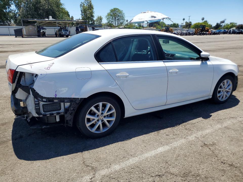 53122686 :رقم المزاد ، 3VWDP7AJ3DM409235 vin ، 2013 Volkswagen Jetta مزاد بيع