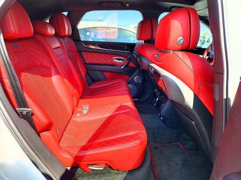Продаж на аукціоні авто 2018 Bentley Bentayga, vin: SJAAC2ZV8JC017622, номер лоту: 55376166