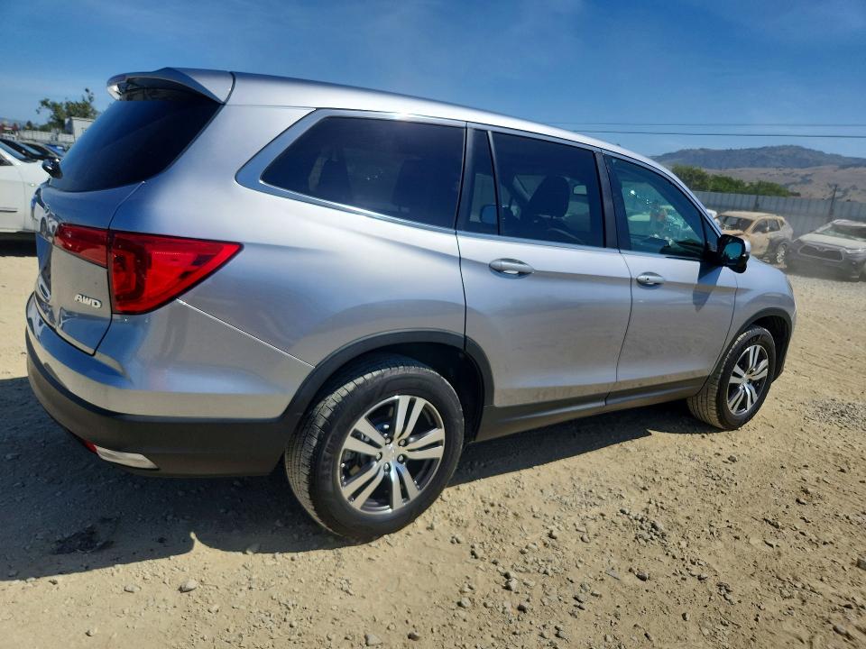 Auction sale of the 2017 Honda Pilot, vin: 5FNYF6H63HB011438, lot number: 53230046