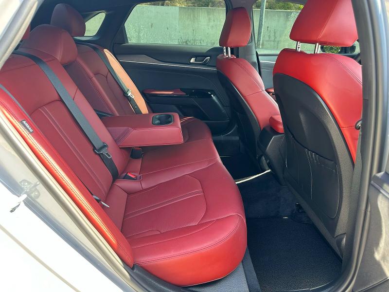 52423716 :رقم المزاد ، KNAG64J73S5326457 vin ، 2025 Kia K5 مزاد بيع