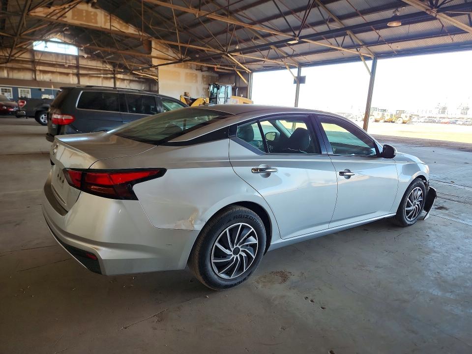 54022456 :رقم المزاد ، 1N4BL4BV6KC125690 vin ، 2019 Nissan Altima مزاد بيع