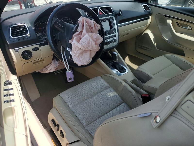 53298576 :رقم المزاد ، WVWBW8AH8EV002082 vin ، 2014 Volkswagen Eos مزاد بيع