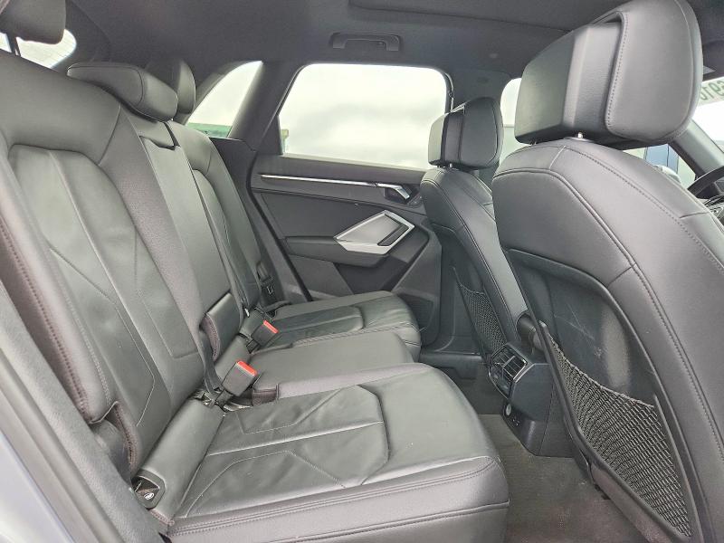 53576916 :رقم المزاد ، WA1AECF32L1059472 vin ، 2020 Audi Q3 مزاد بيع