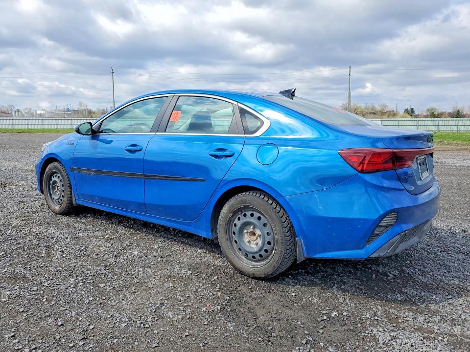 51102096 :رقم المزاد ، 3KPF34ADXNE535989 vin ، 2022 Kia Forte مزاد بيع
