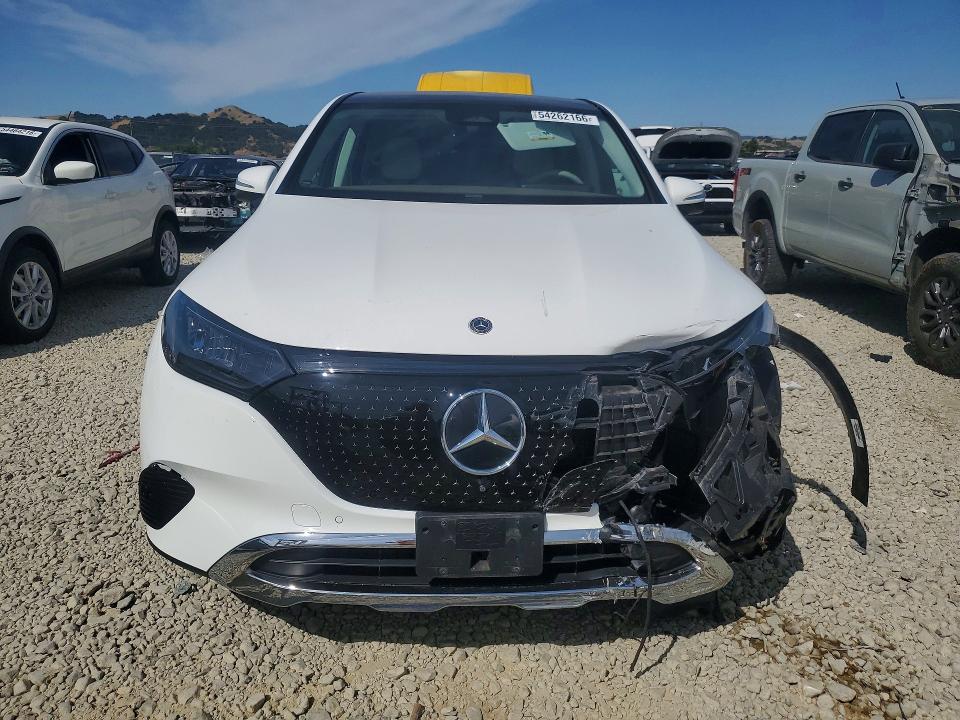 54262166 :رقم المزاد ، 4JGGM1CB8PA010023 vin ، 2023 Mercedes-benz Eqe Suv مزاد بيع