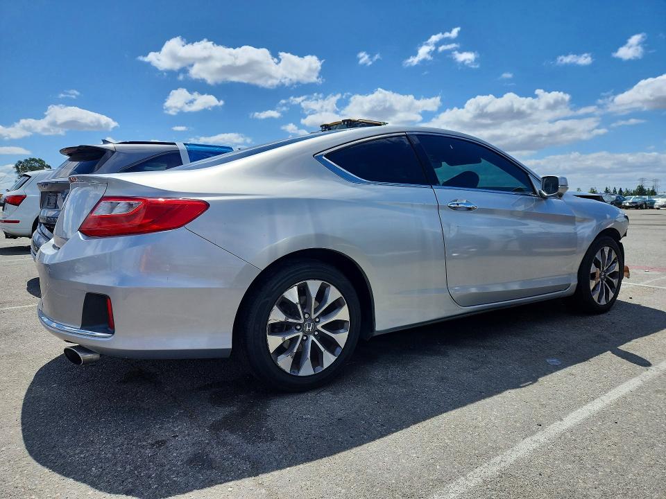 55211056 :رقم المزاد ، 1HGCT1B84EA012409 vin ، 2014 Honda Accord مزاد بيع