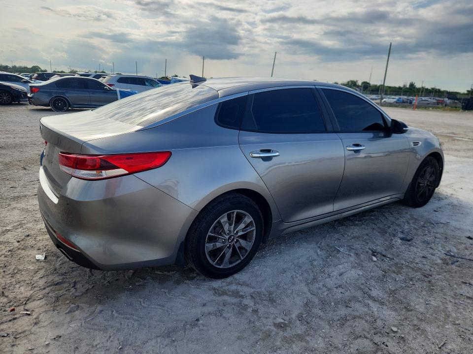 55680326 :رقم المزاد ، 5XXGT4L3XJG225092 vin ، 2018 Kia Optima مزاد بيع