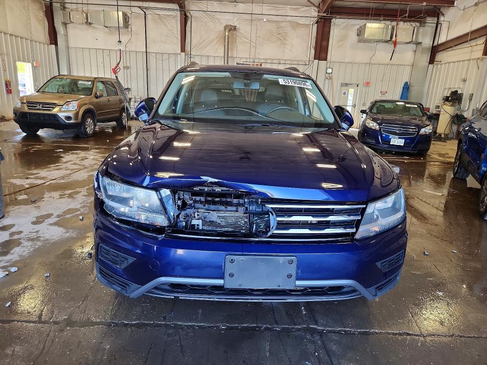 Продажа на аукционе авто 2021 Volkswagen Tiguan, vin: 3VV2B7AX3MM073763, номер лота: 53190896