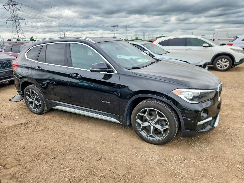 54075416 :رقم المزاد ، WBXHT3C34H5F77197 vin ، 2017 Bmw X1 مزاد بيع
