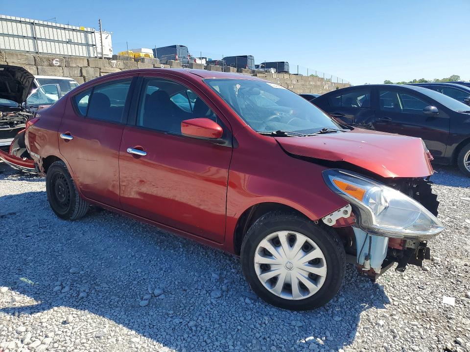 52941196 :رقم المزاد ، 3N1CN7AP0JL864119 vin ، 2018 Nissan Versa مزاد بيع