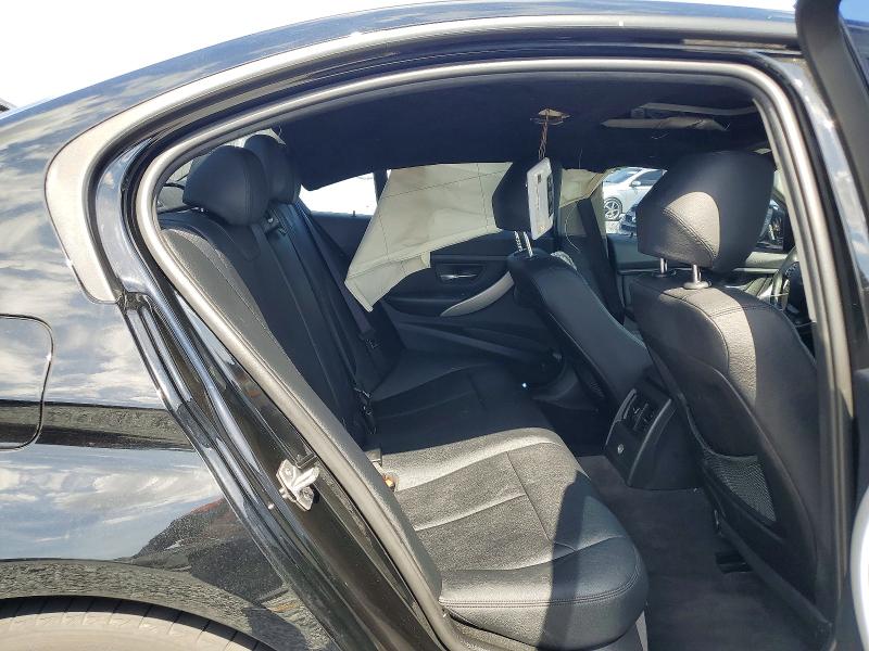 54818756 :رقم المزاد ، WBA3A5G59DNP22419 vin ، 2013 Bmw 328 مزاد بيع
