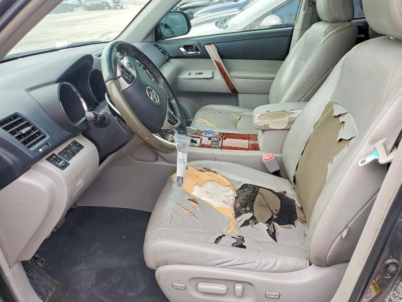 2013 Toyota Highlander მანქანა იყიდება აუქციონზე, vin: 5TDYK3EH9DS102364, აუქციონის ნომერი: 50775766