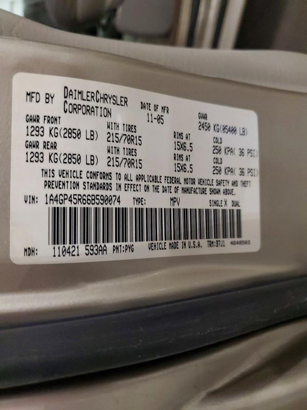 2006 Chrysler Town & Country მანქანა იყიდება აუქციონზე, vin: 1A4GP45R66B590074, აუქციონის ნომერი: 51704976