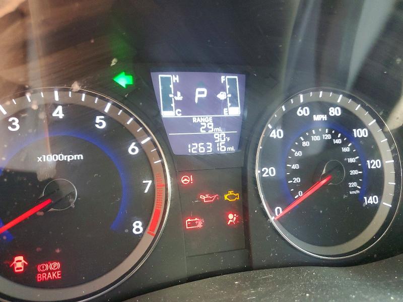 2015 Hyundai Accent მანქანა იყიდება აუქციონზე, vin: KMHCT4AE5FU832498, აუქციონის ნომერი: 52381906