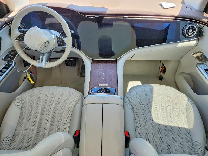 52674106 :رقم المزاد ، 4JGGM2CB0PA030546 vin ، 2023 Mercedes-benz Eqe Suv مزاد بيع