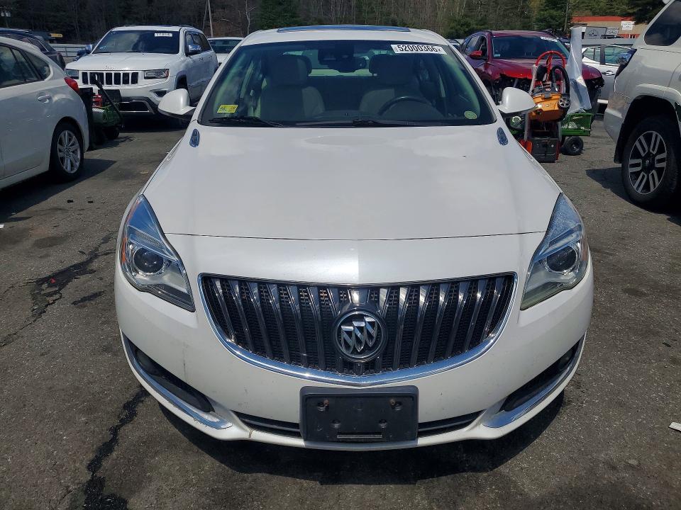 52000366 :رقم المزاد ، 2G4GS5GX8G9193793 vin ، 2016 Buick Regal مزاد بيع