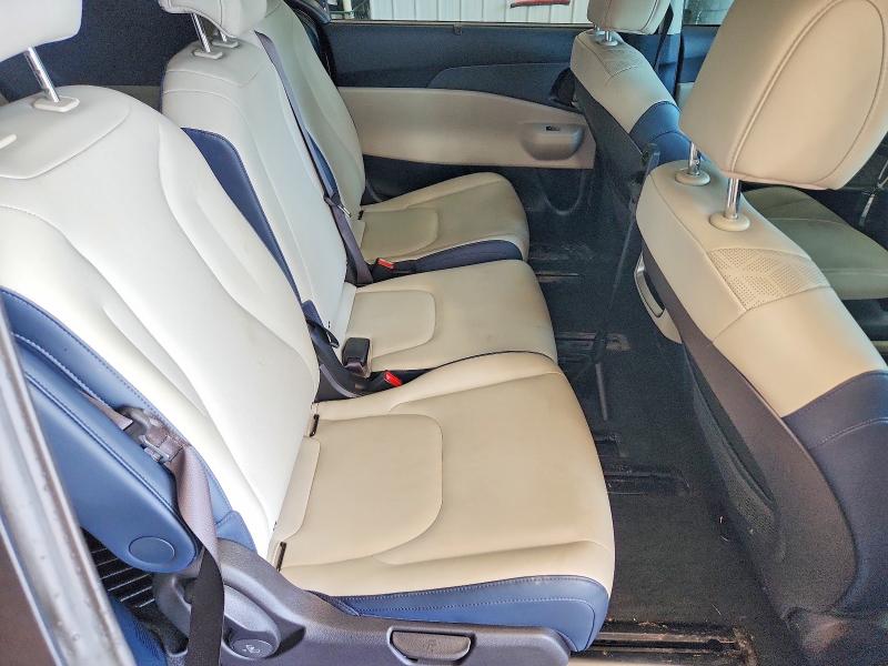 2026 Kia Carnival მანქანა იყიდება აუქციონზე, vin: KNDNC5K30T6568025, აუქციონის ნომერი: 53648026