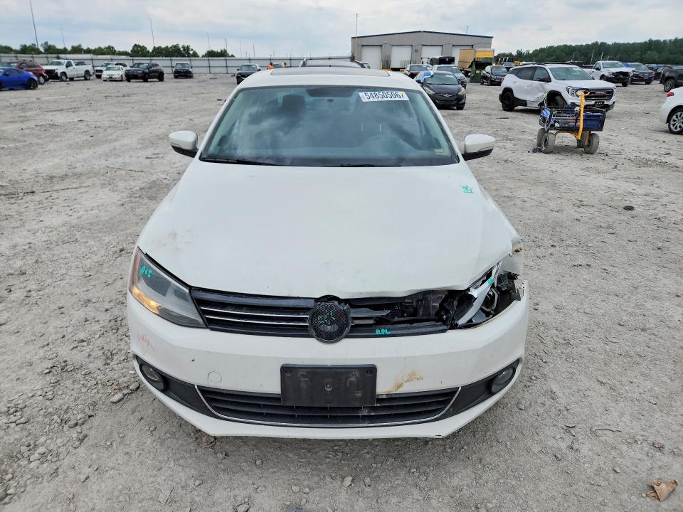 54850506 :رقم المزاد ، 3VWLL7AJ8DM275877 vin ، 2013 Volkswagen Jetta مزاد بيع