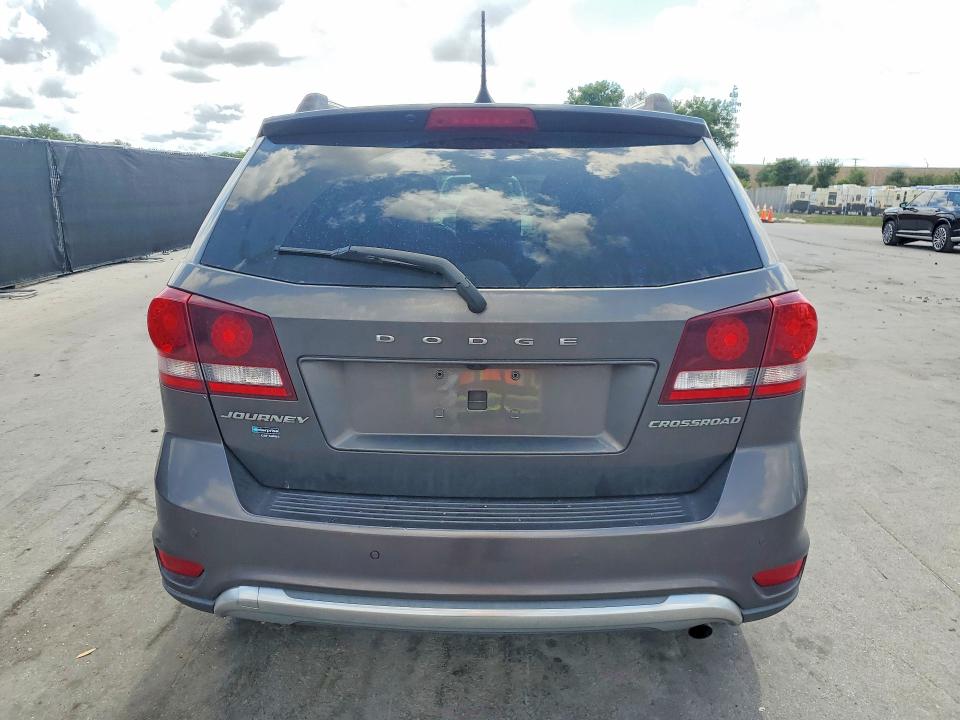 54463756 :رقم المزاد ، 3C4PDCGB7LT272998 vin ، 2020 Dodge Journey مزاد بيع