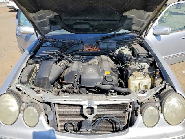 2001 Mercedes-benz E მანქანა იყიდება აუქციონზე, vin: WDBJH65J01B276815, აუქციონის ნომერი: 55747956