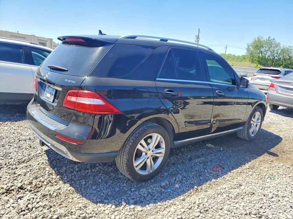 Продажа на аукционе авто 2012 Mercedes-benz Ml, vin: 4JGDA2EB5CA057714, номер лота: 52970916