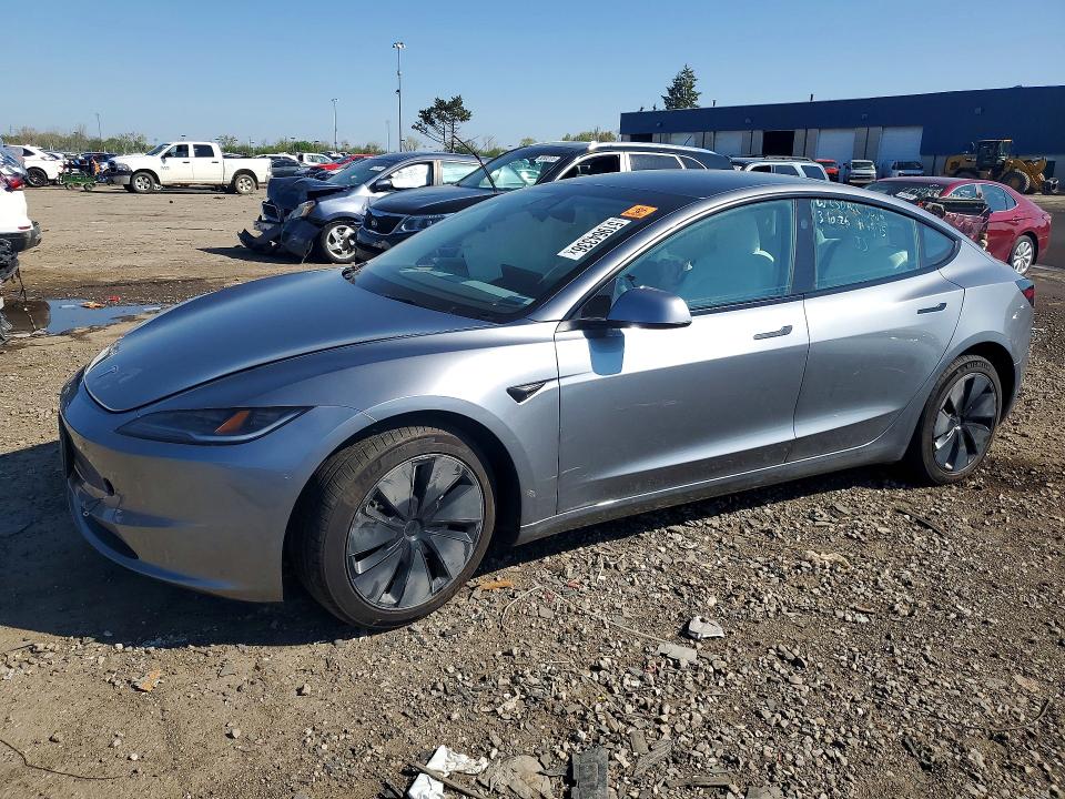 2025 Tesla Model 3 მანქანა იყიდება აუქციონზე, vin: 5YJ3E1EB0SF875016, აუქციონის ნომერი: 51964336