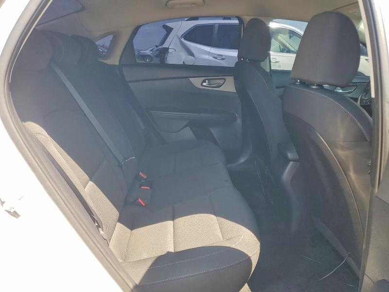 2021 Kia Forte მანქანა იყიდება აუქციონზე, vin: 3KPF24AD9ME391210, აუქციონის ნომერი: 52364946