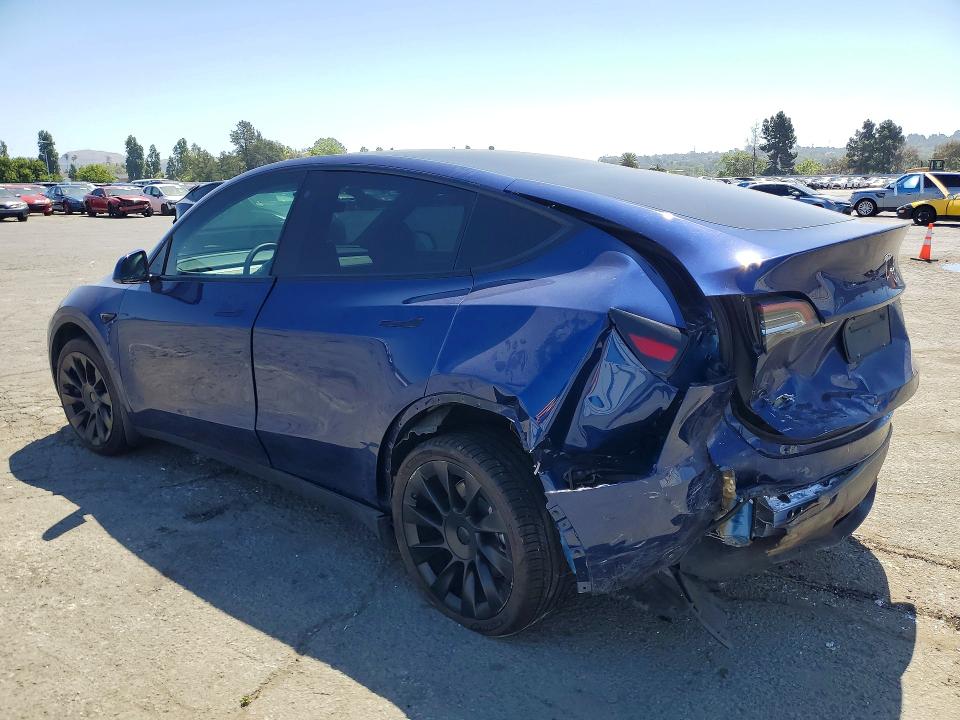 54687576 :رقم المزاد ، 7SAYGDEE9PF748576 vin ، 2023 Tesla Model Y مزاد بيع