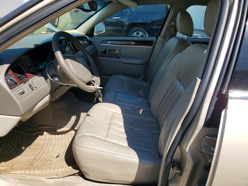 Auction sale of the 2005 Lincoln Town Car, vin: 1LNHM81W85Y668867, lot number: 55190686