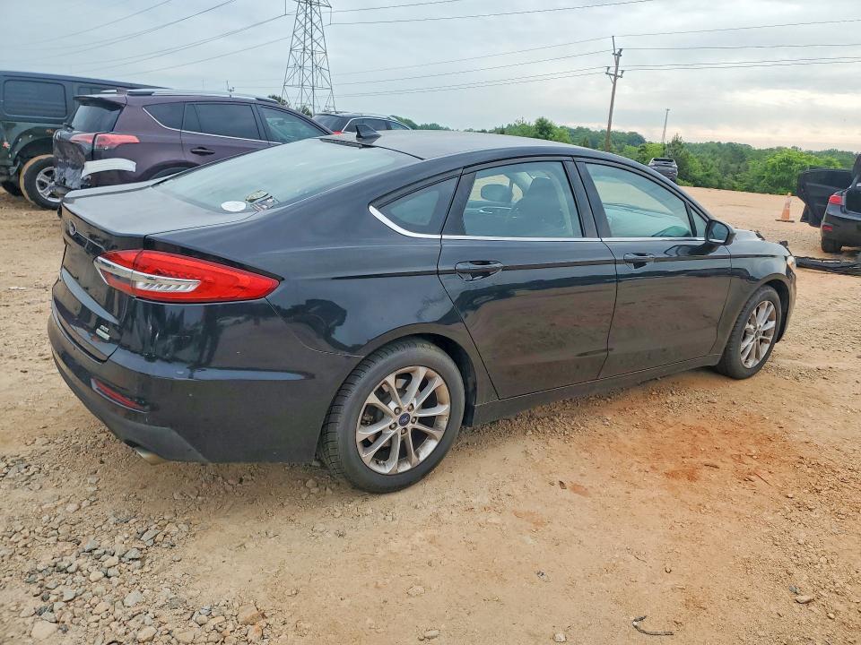 Продаж на аукціоні авто 2019 Ford Fusion, vin: 3FA6P0HD5KR246502, номер лоту: 52819006