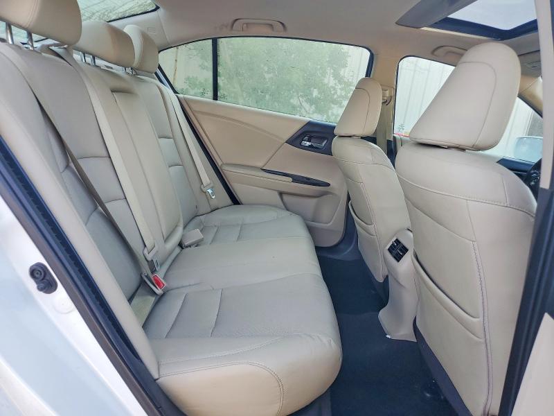 2015 Honda Accord მანქანა იყიდება აუქციონზე, vin: 1HGCR6F75FA009906, აუქციონის ნომერი: 52697326