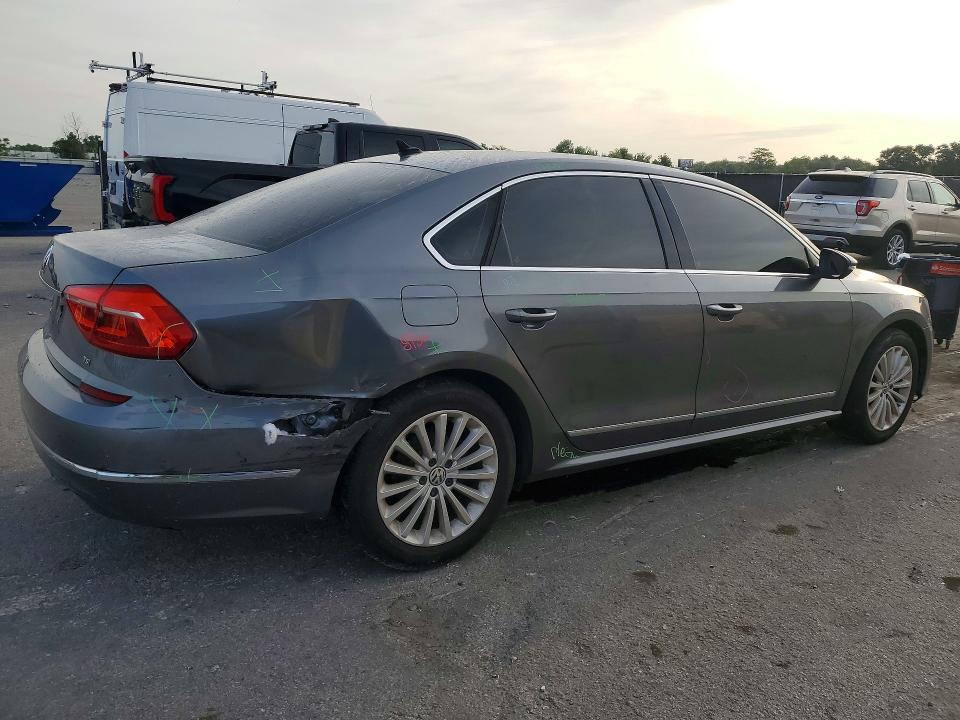 52566596 :رقم المزاد ، 1VWBT7A35GC013169 vin ، 2016 Volkswagen Passat مزاد بيع