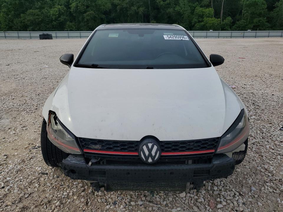 Продажа на аукционе авто 2015 Volkswagen Gti, vin: 3VW4T7AU1FM051898, номер лота: 54295996